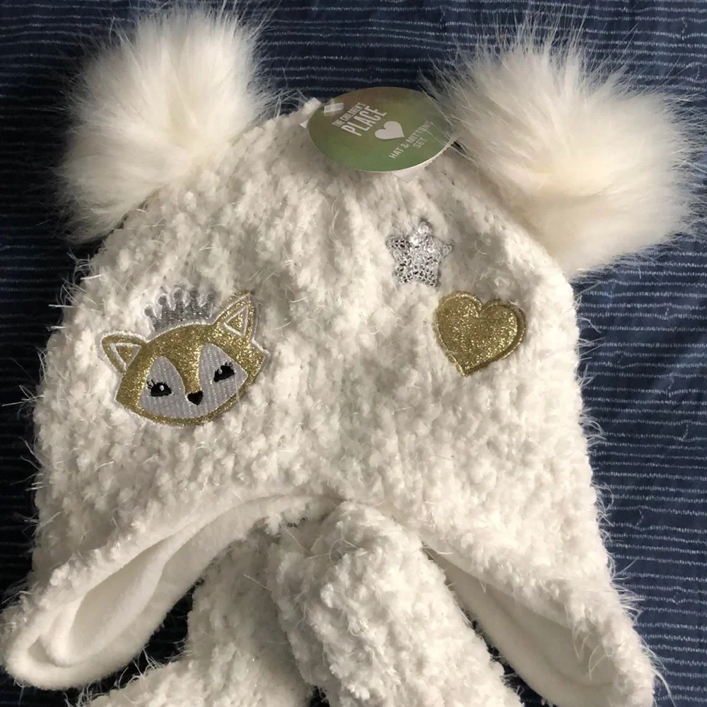 NWT The children’s place Hat & mittens set sizeS